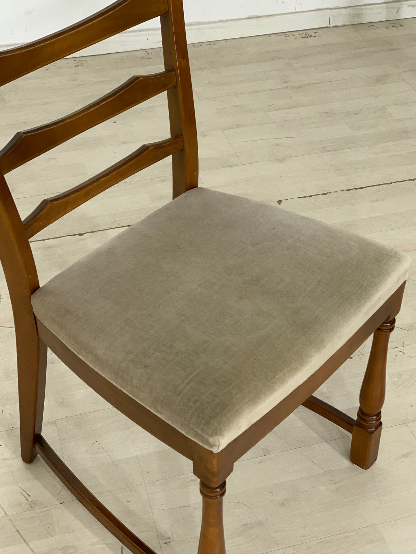 Mid Century Chairs Dining Room Chairs Chair Vintage