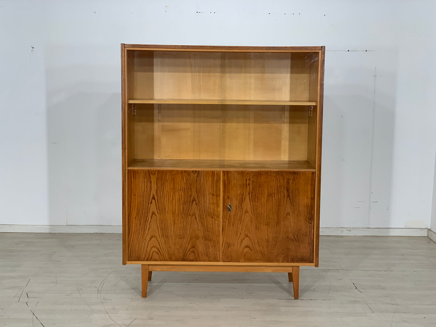 Mid Century Hellerau showcase highboard cabinet vintage