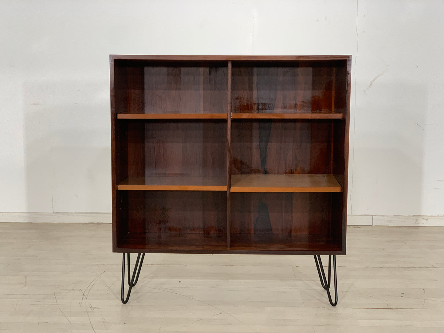 Rosewood shelf dresser cabinet vintage