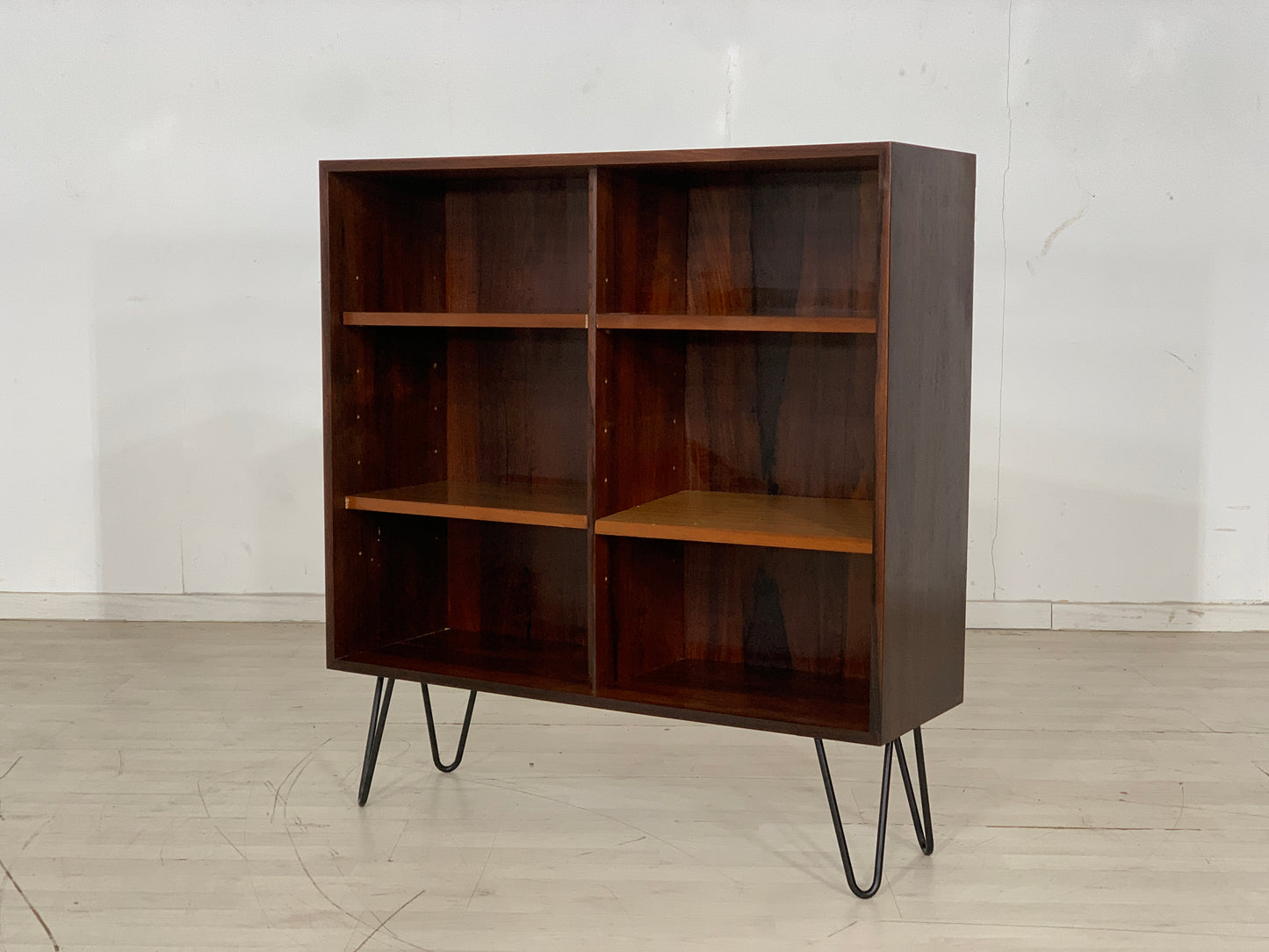 Rosewood shelf dresser cabinet vintage