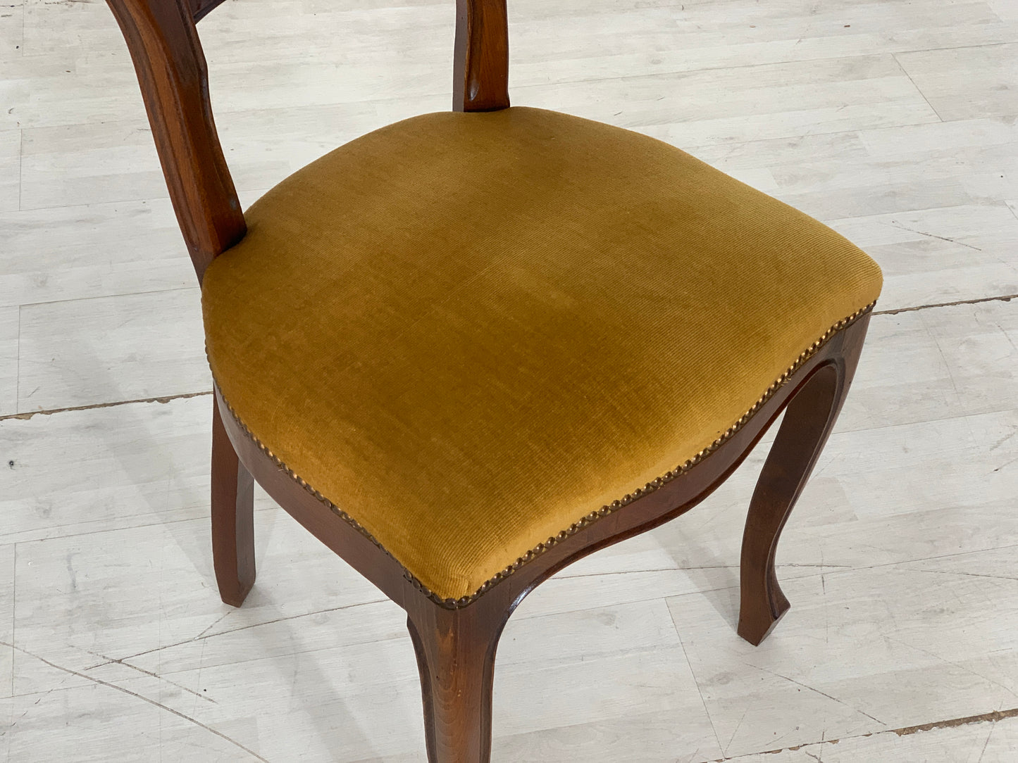 Art Nouveau chair dining chair