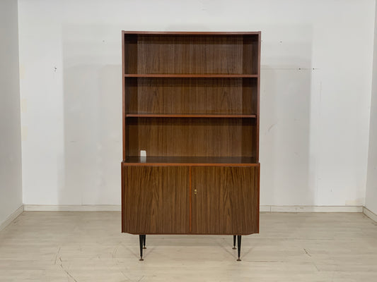 Buffet haut vintage du milieu du siècle