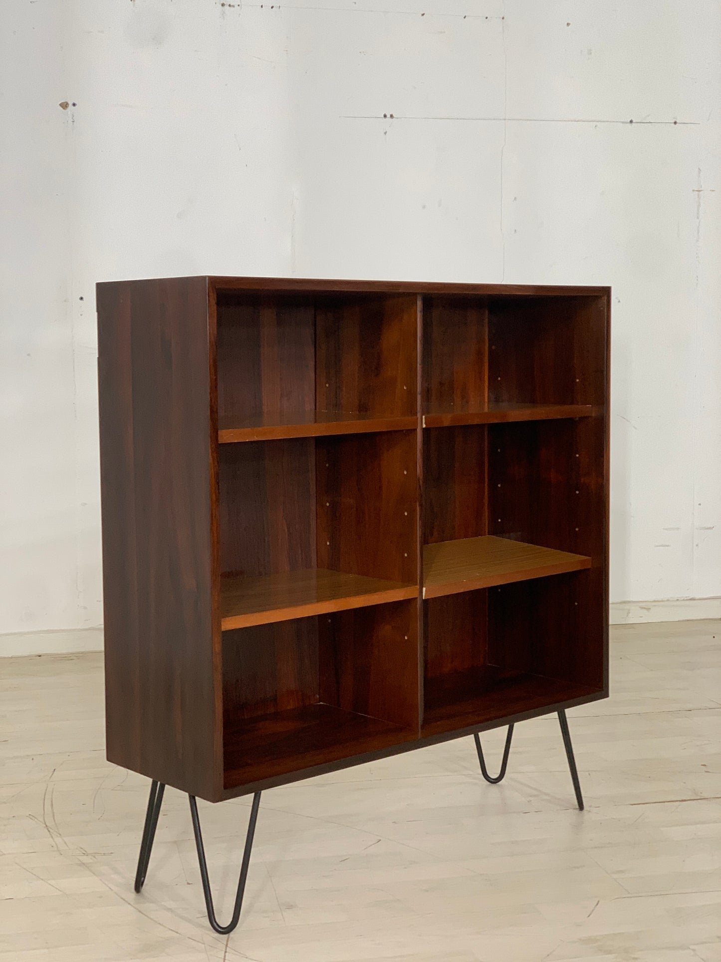 Rosewood shelf dresser cabinet vintage