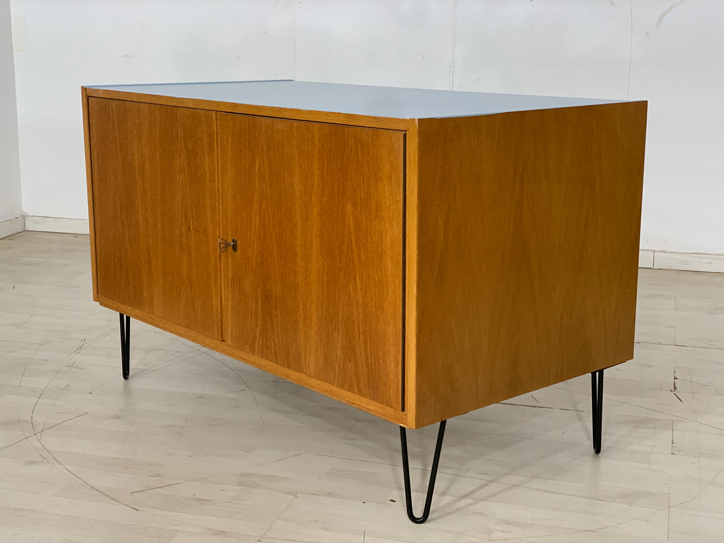 Mid Century Schrank Holz Anrichte Kommode Sideboard