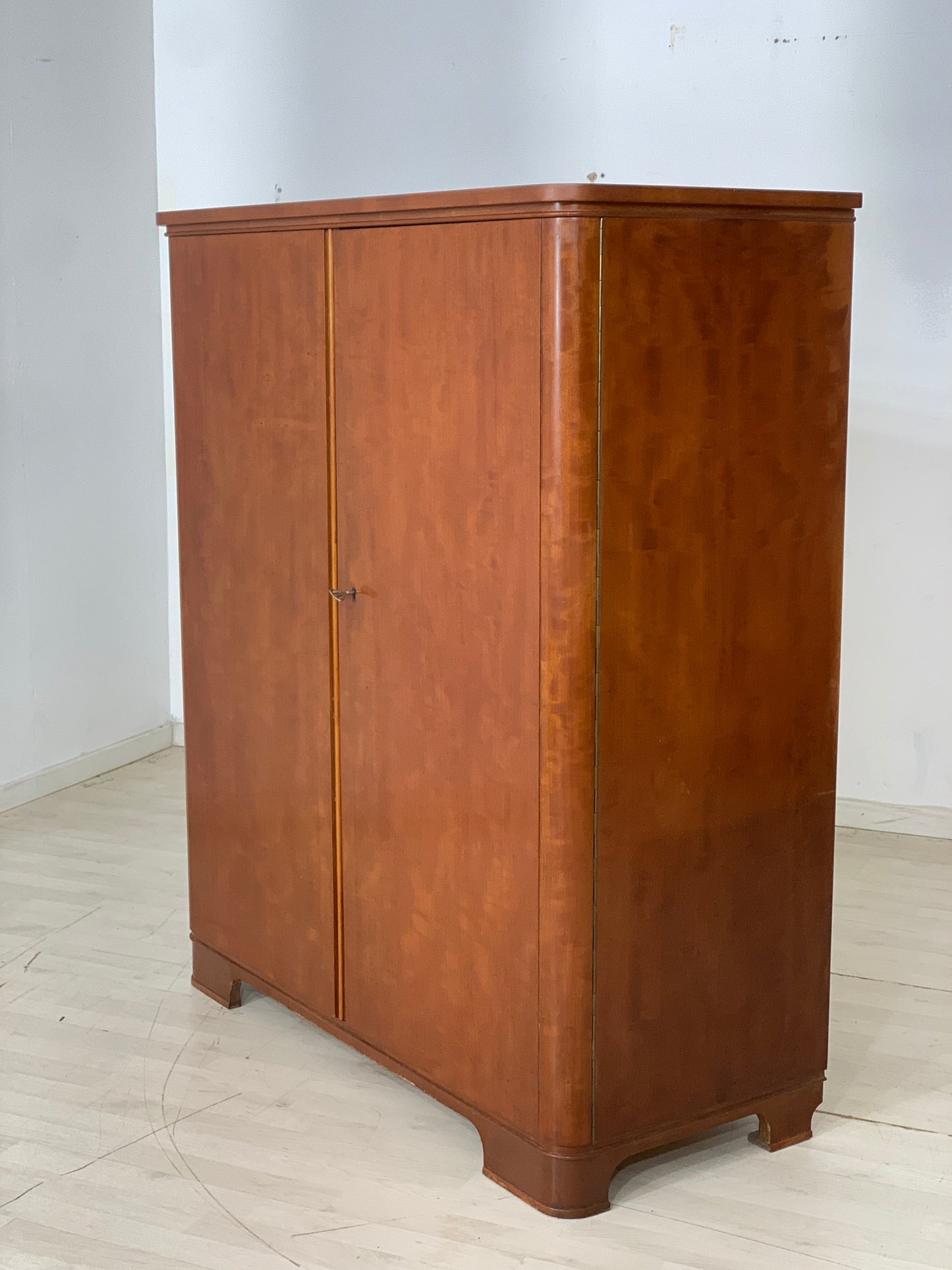 Mid Century Linen Cabinet Wardrobe Vintage