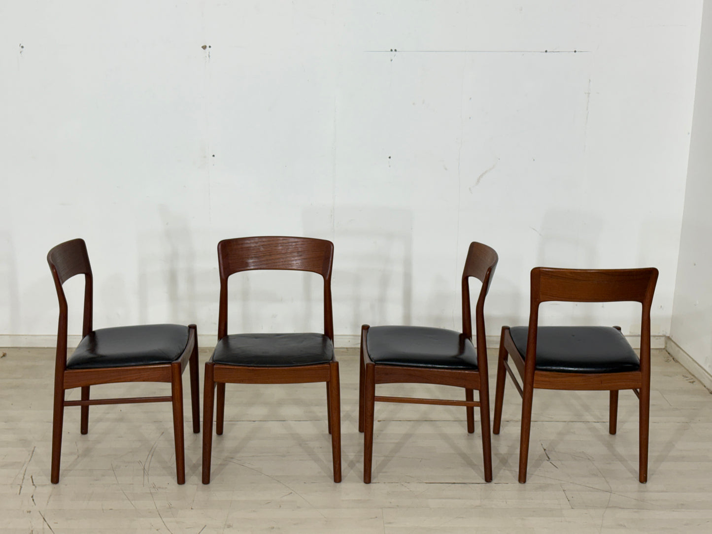 4x Henning Kjarnulf Teak Stühle Esszimmerstühle Stuhl Esszimmerstuhl Vintage