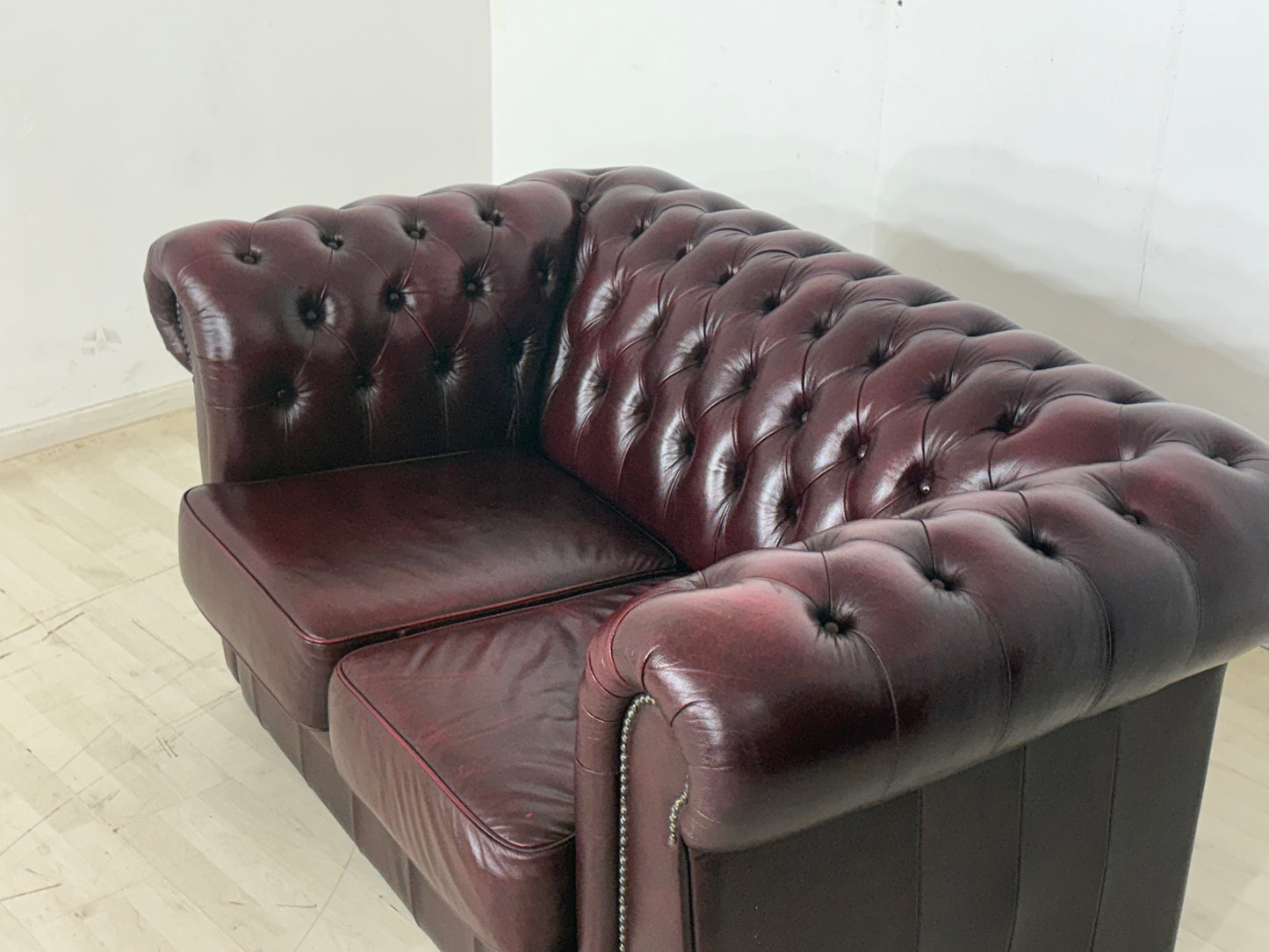English Chesterfield Sofa Couch 2-Seater Vintage