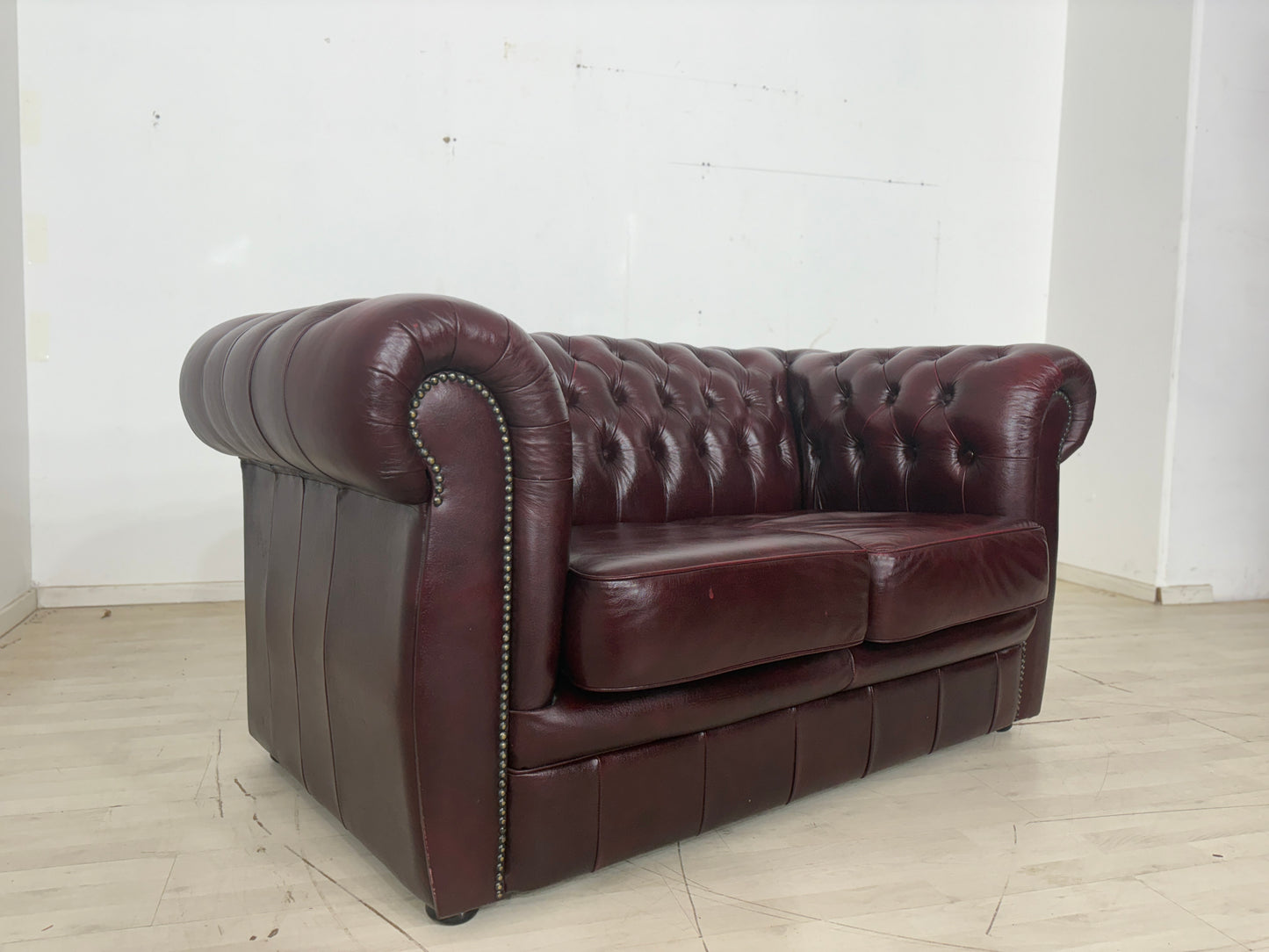 English Chesterfield Sofa Couch 2-Seater Vintage