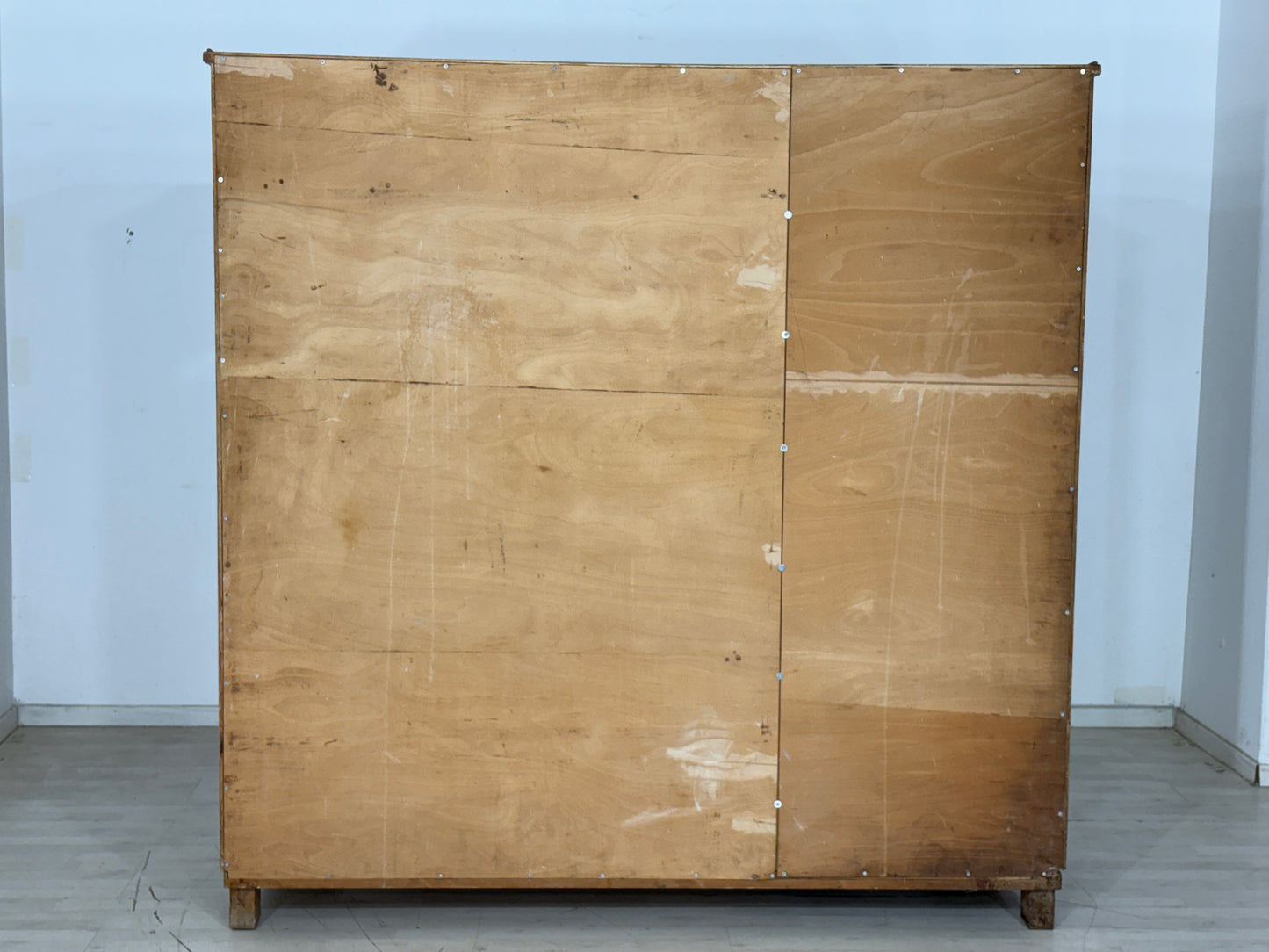Mid Century Wäscheschrank Schrank Kleiderschrank 3-Türer Vintage