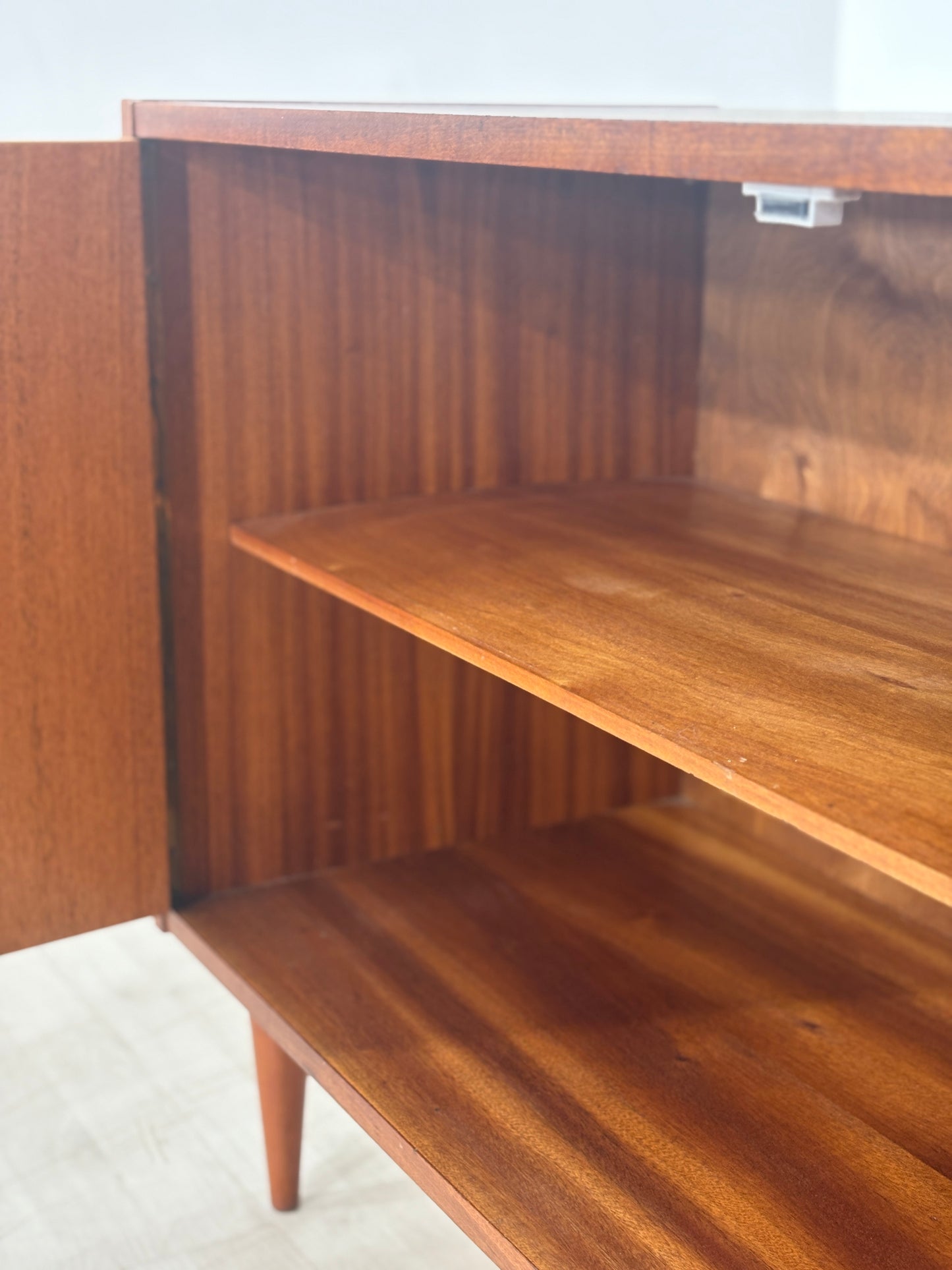 Mid Century Kommode Wohnzimmerschrank Wohnzimmeranrichte Schrank Vintage