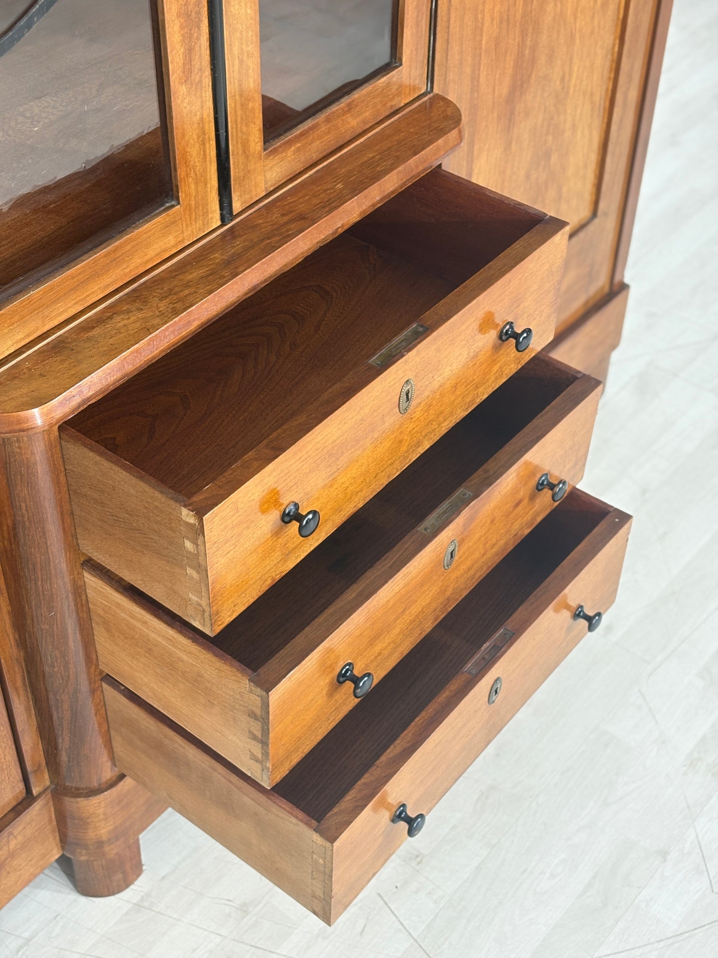 Jugendstil Kleiderschrank Holz Schrank Massiv Schlafzimmerschrank 1920