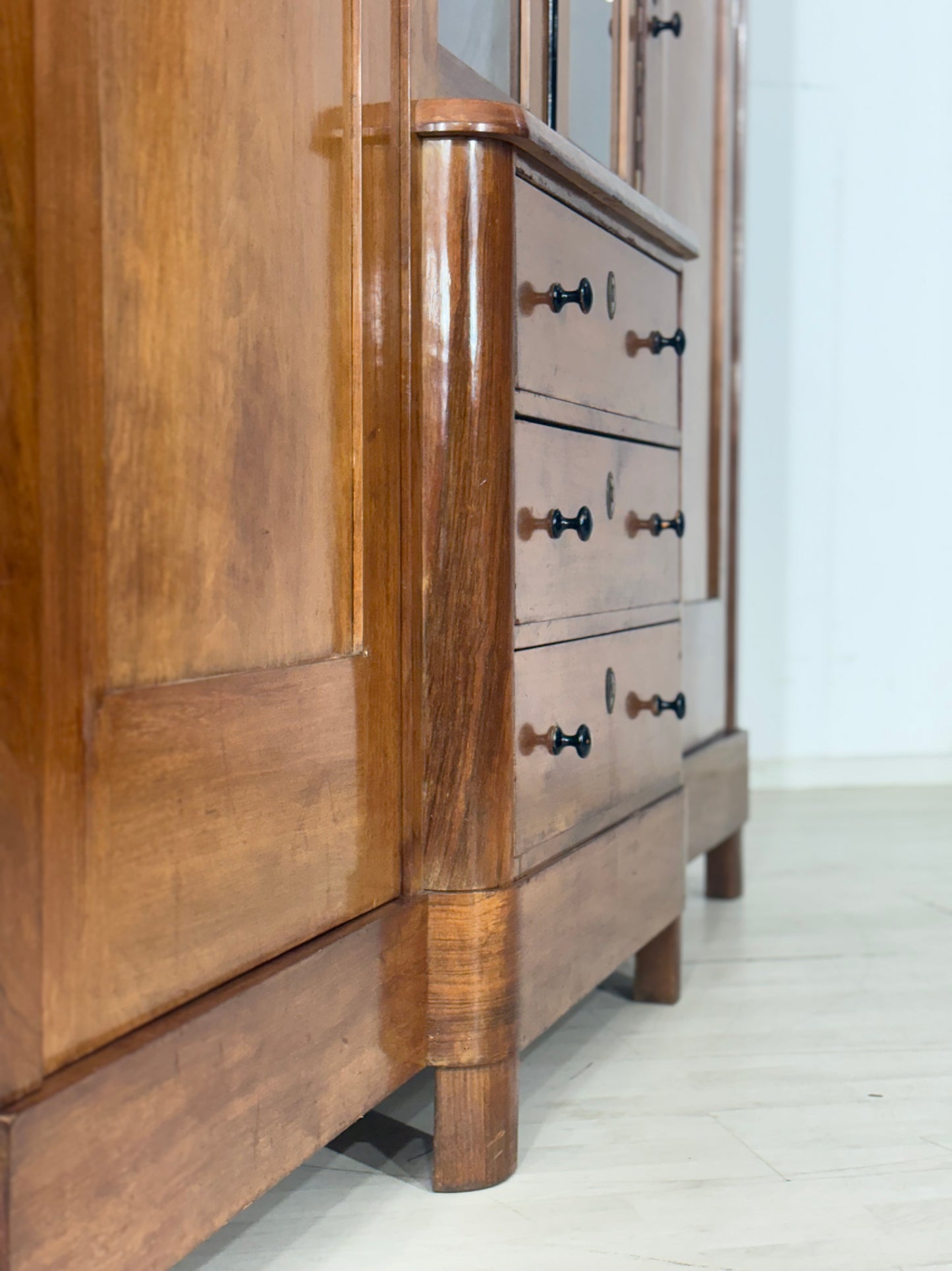 Jugendstil Kleiderschrank Holz Schrank Massiv Schlafzimmerschrank 1920
