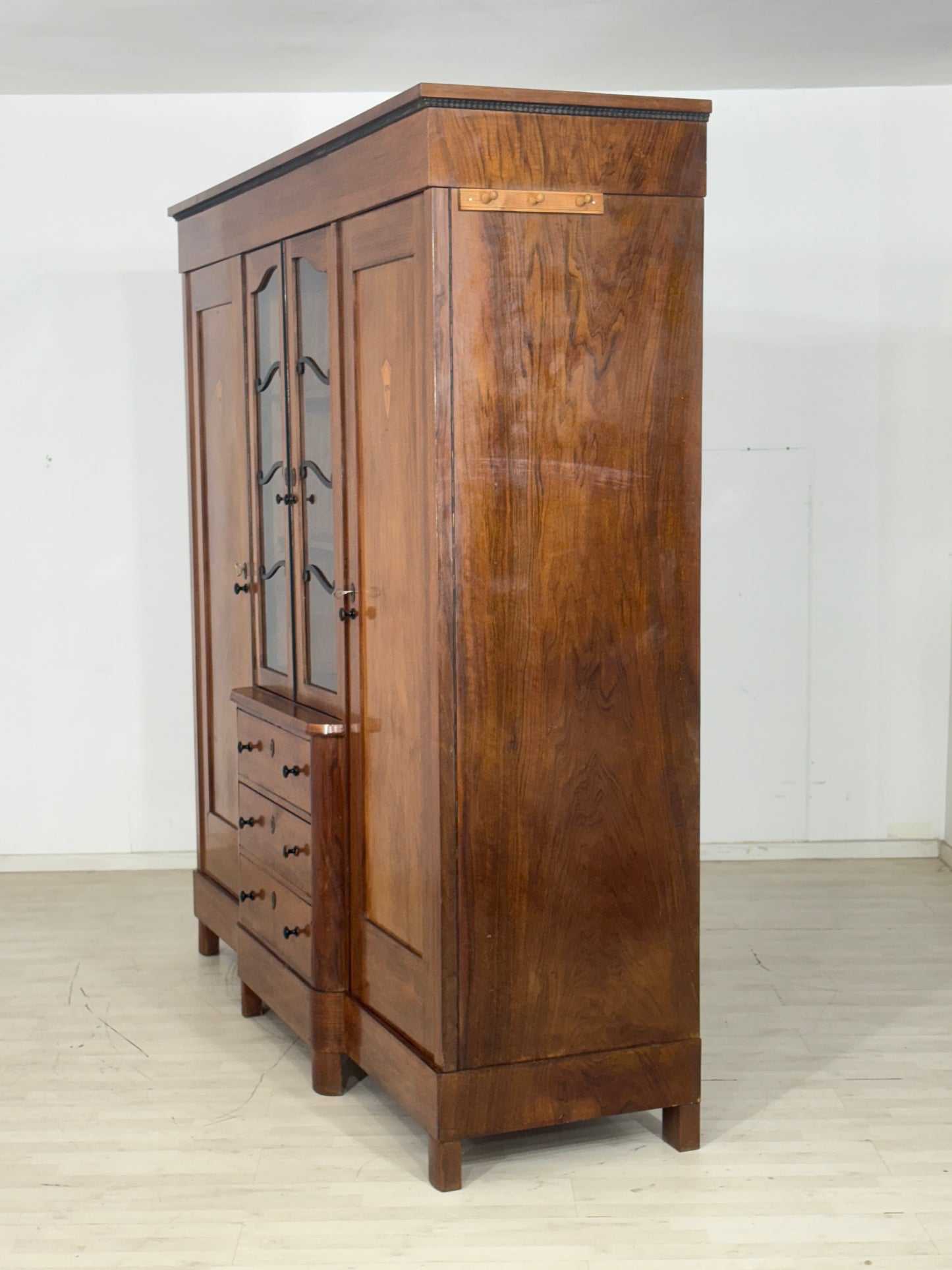 Jugendstil Kleiderschrank Holz Schrank Massiv Schlafzimmerschrank 1920