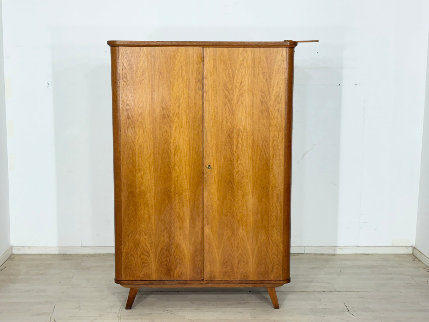 60er Jahre Vintage Kleiderschrank Holz Schrank Wäscheschrank Schlafzimmerschrank