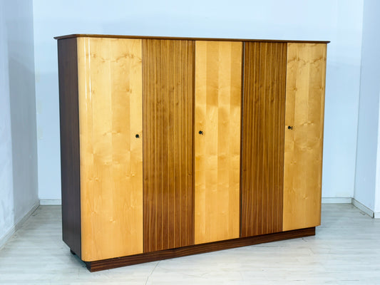 Großer Vintage Kleiderschrank Schlafzimmerschrank Holz Schrank um 1960