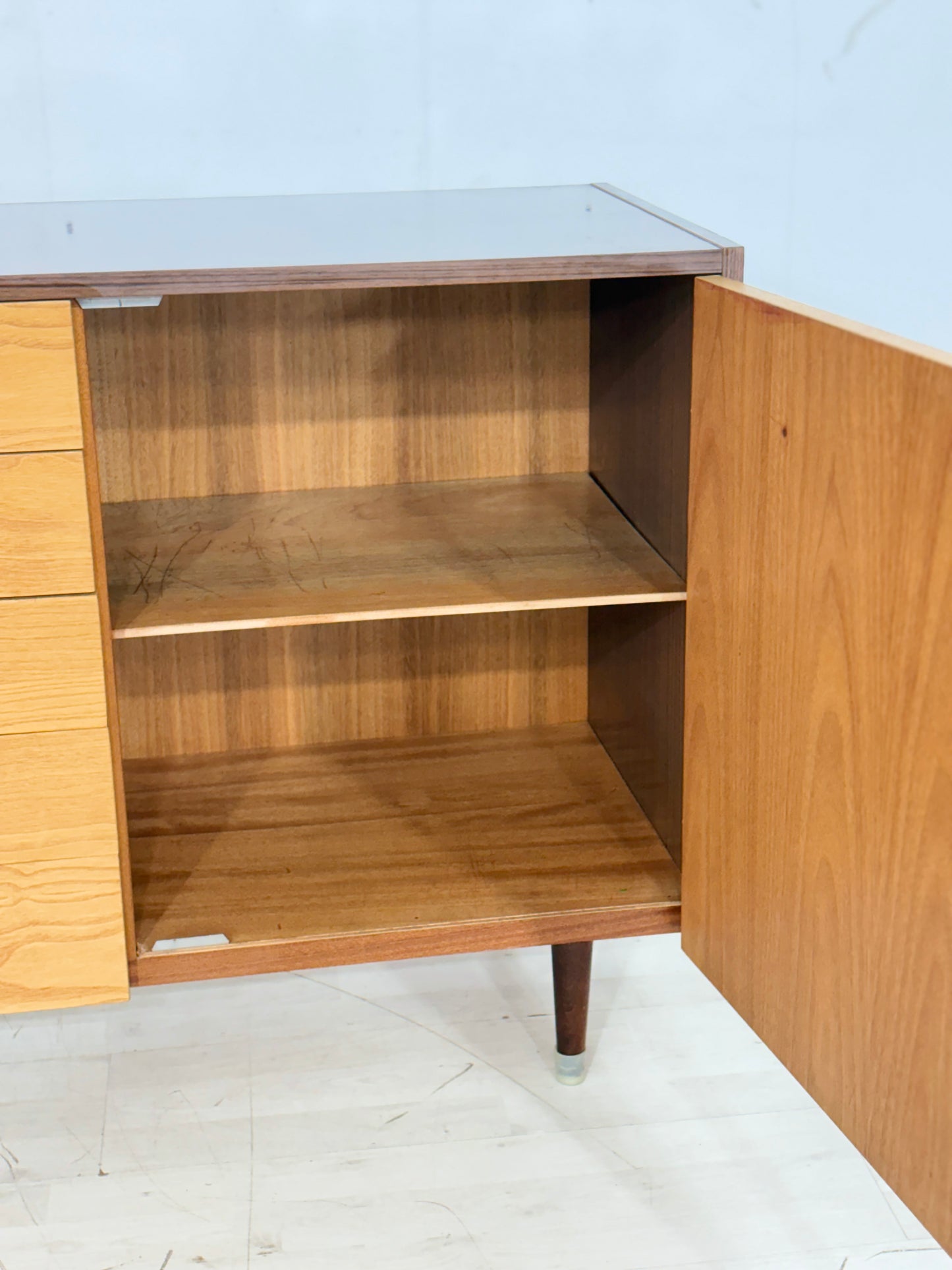 Mid Century Kommode Sideboard Anrichte Wohnzimmerschrank Flurschrank Vintage