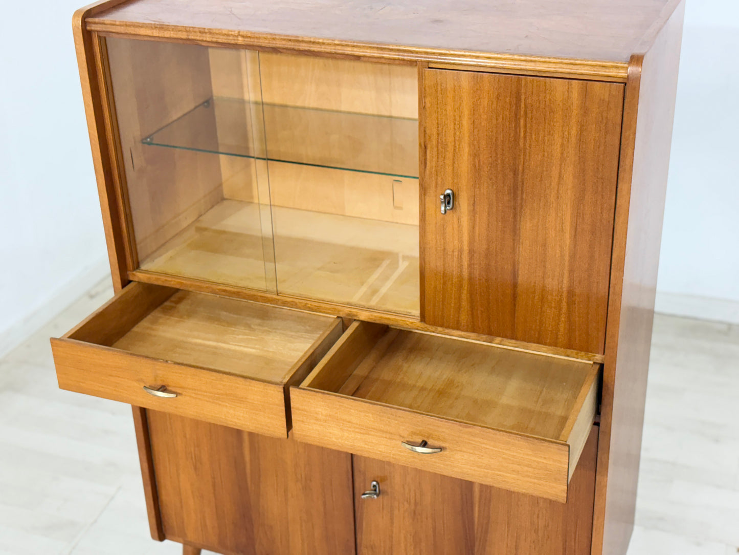 Mid Century Highboard Wohnzimmerschrank Schrank Flurschrank Anrichte Vintage