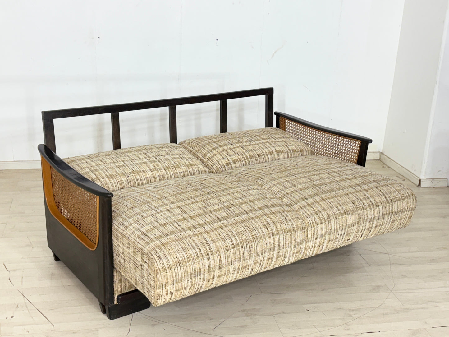 Art Deco Sofa Couch ausziehbar um 1940