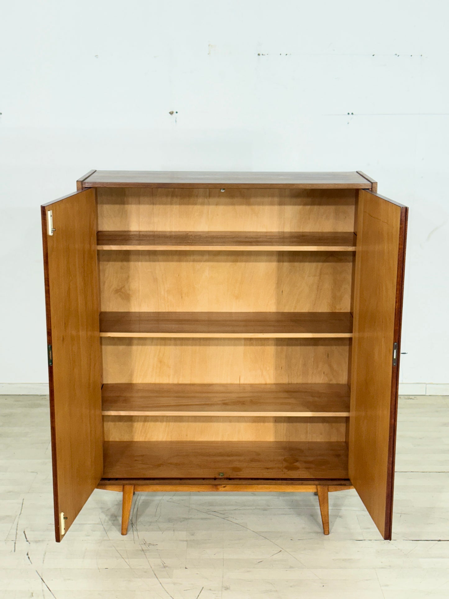 Mid Century Wäscheschrank Schrank Schuhschrank Flurschrank Vintage