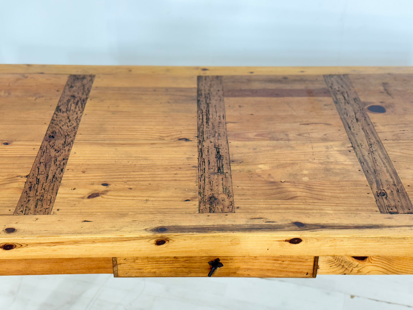 Massiver Holz Esstisch Tisch Küchentisch Kiefernholz um 1920
