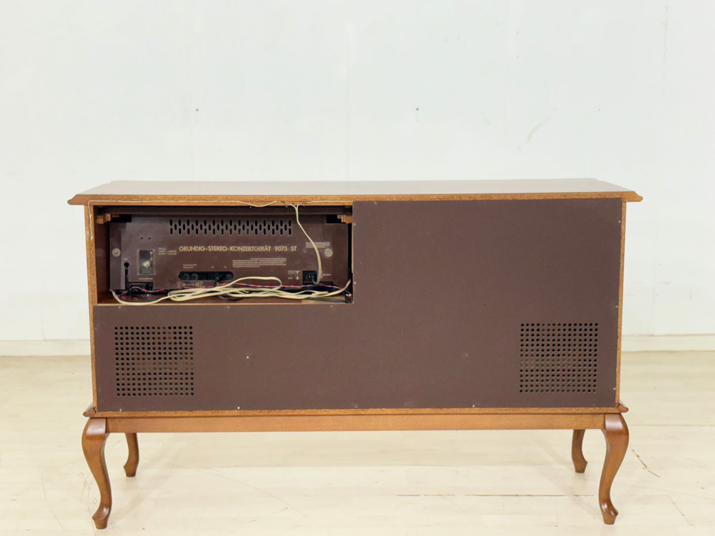 Chippendale Vintage Musiktruhe / Kommode / Mid Century Sideboard / 60er Jahre