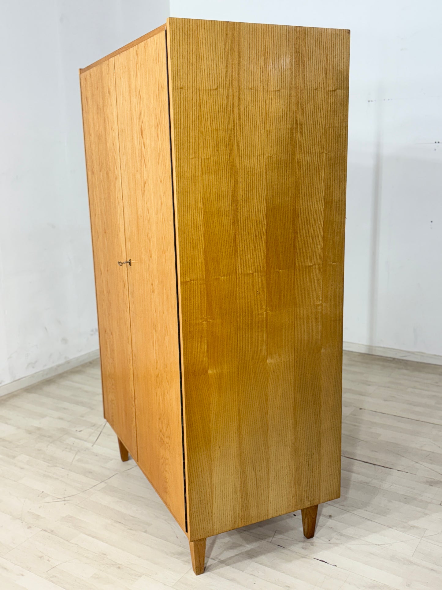 60er Jahre Vintage Kleiderschrank Wäscheschrank Holz Schrank