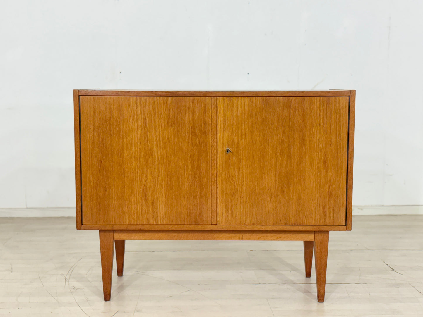 Schöne Hellerau Kommode Schrank Wohnzimmerschrank Vintage