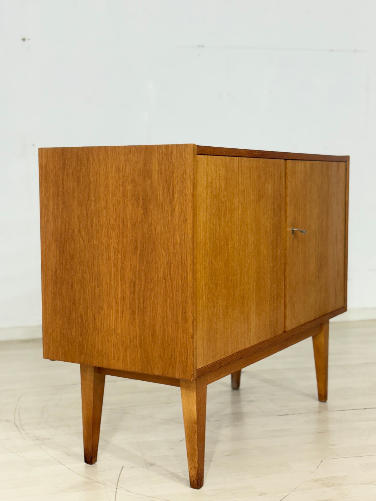 Schöne Hellerau Kommode Schrank Wohnzimmerschrank Vintage