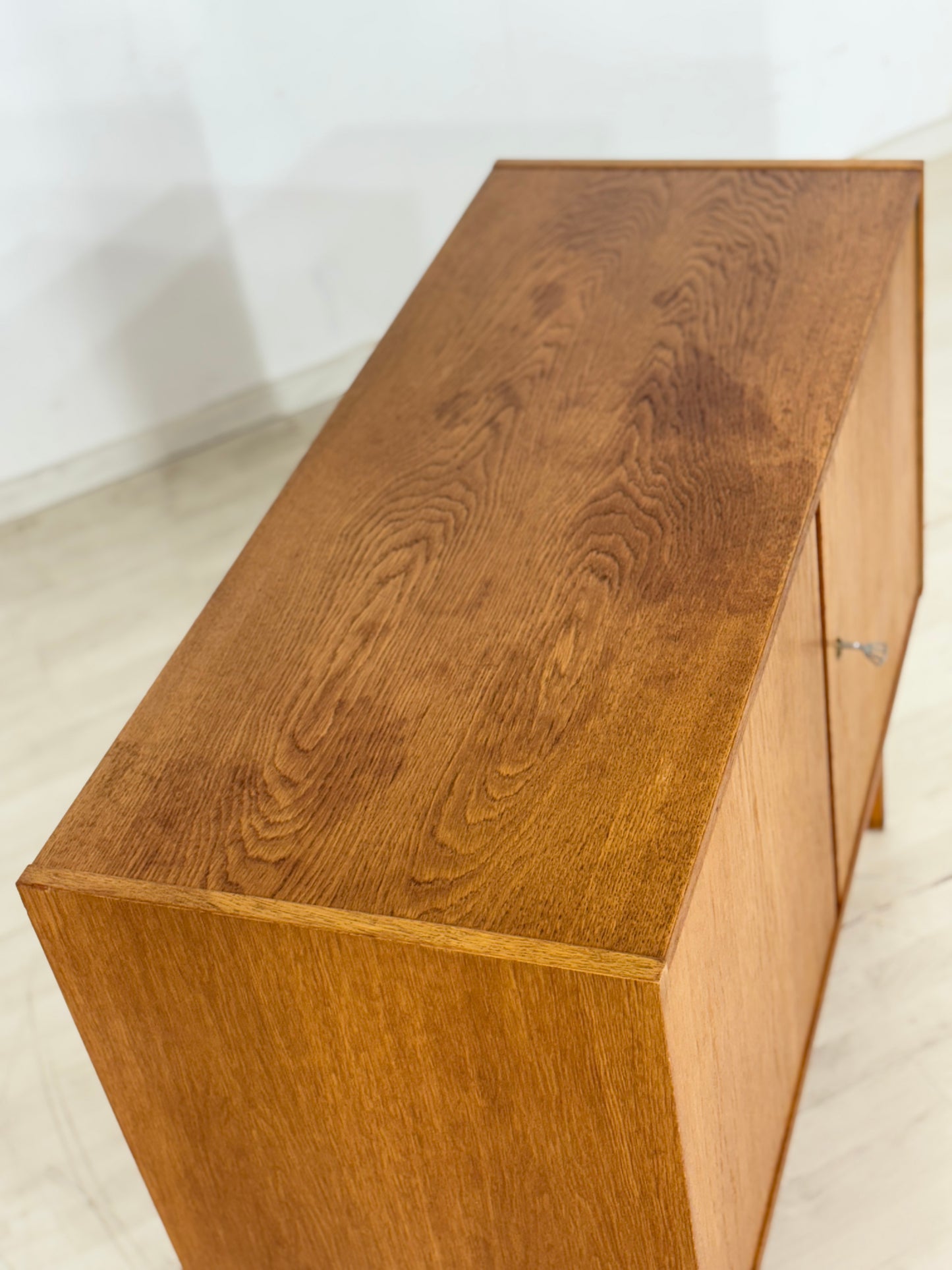 Schöne Hellerau Kommode Schrank Wohnzimmerschrank Vintage
