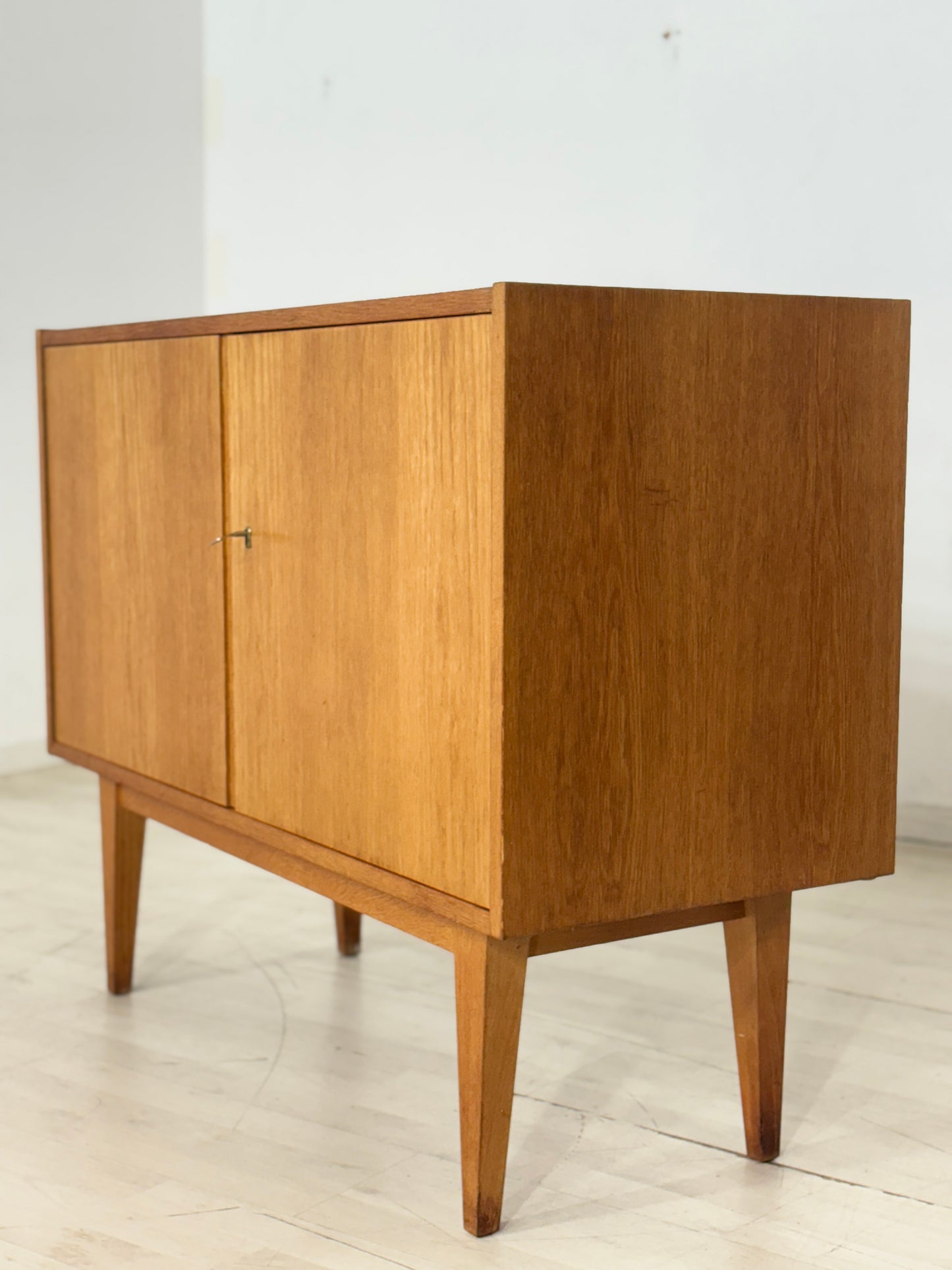 Schöne Hellerau Kommode Schrank Wohnzimmerschrank Vintage