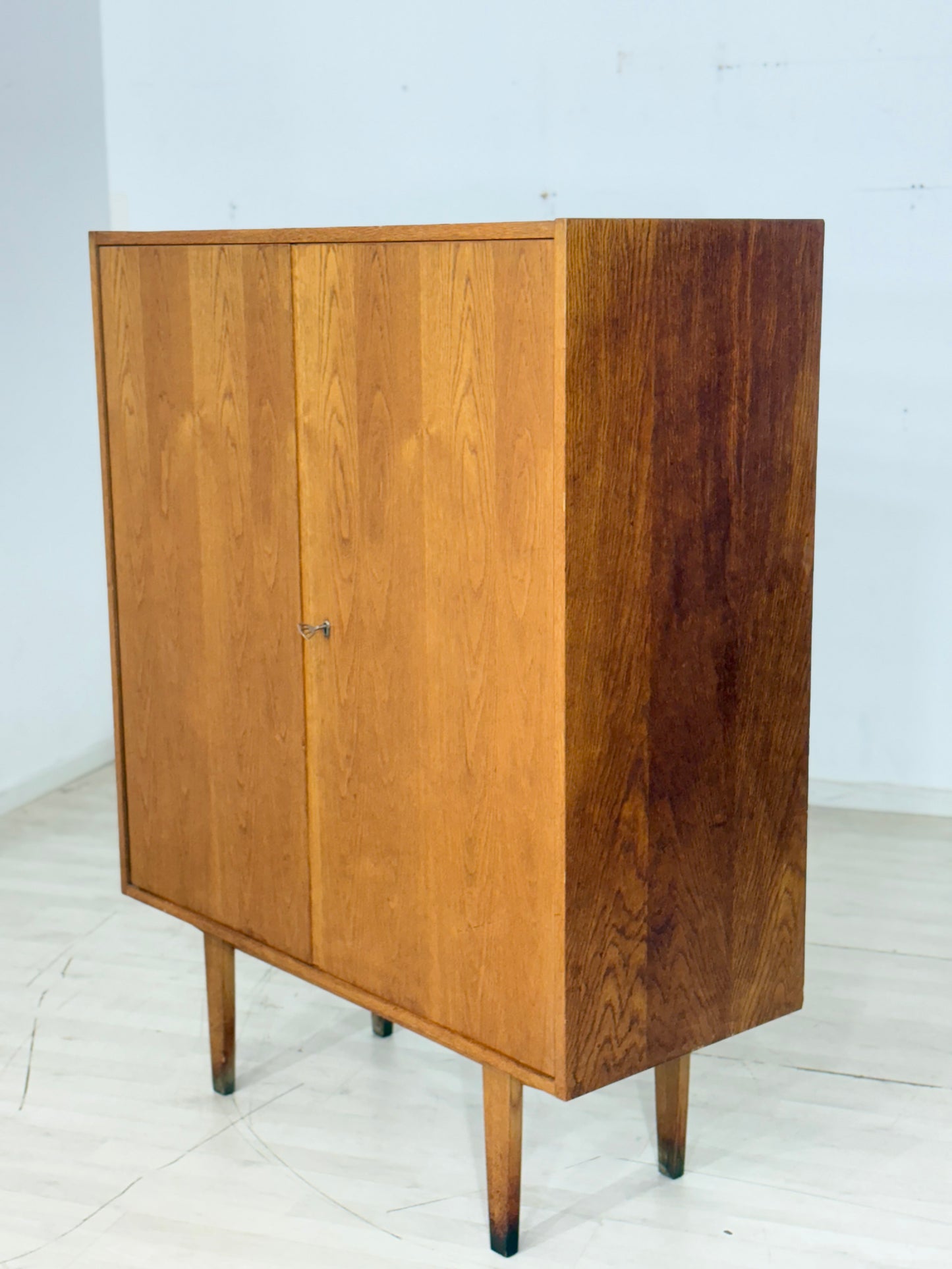 Vintage Hellerau Wäscheschrank Schrank Highboard Sideboard