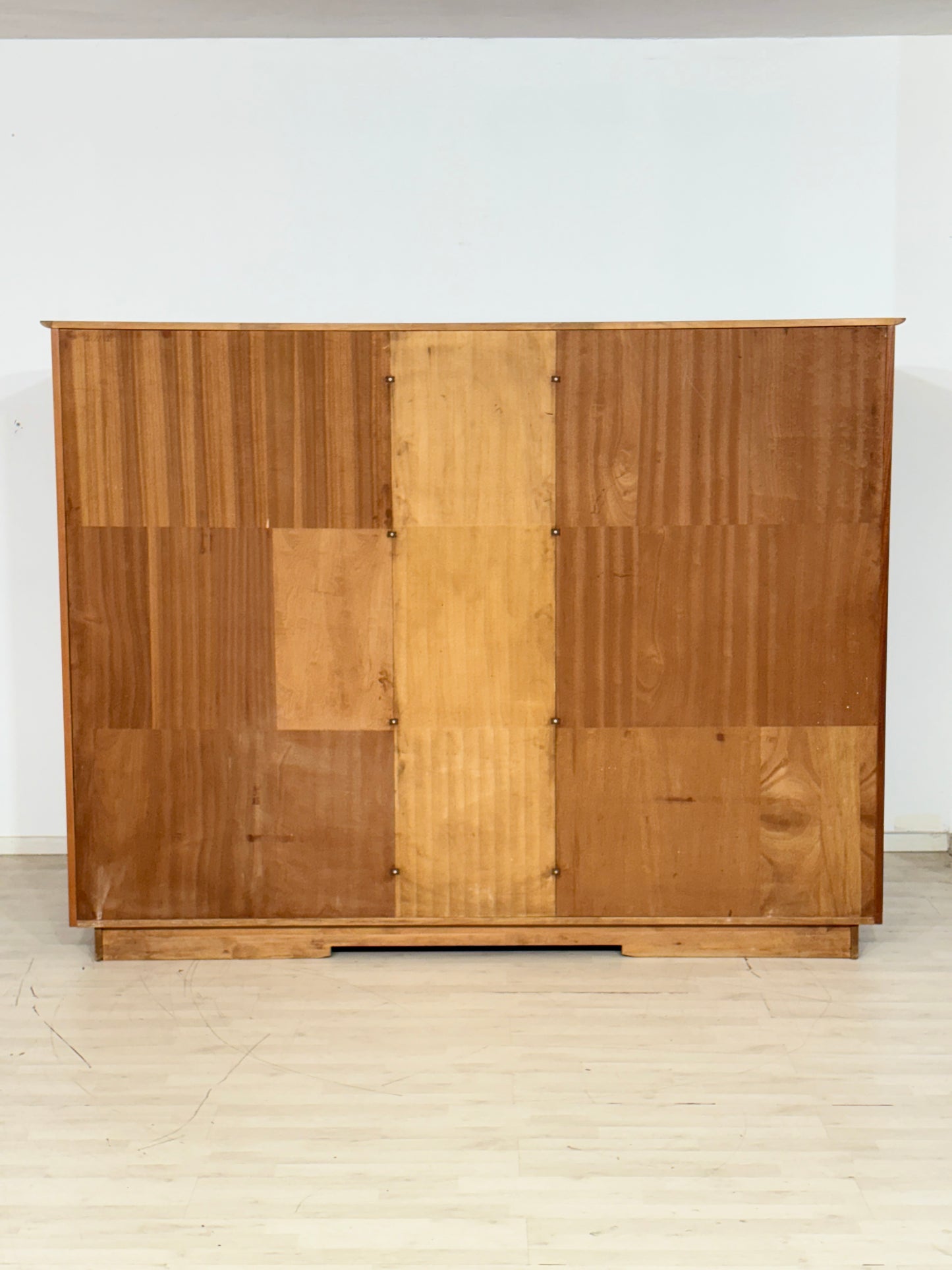 Vintage Kleiderschrank / Wäscheschrank / Mid-Century Kleiderschrank / Schlafzimmerschrank