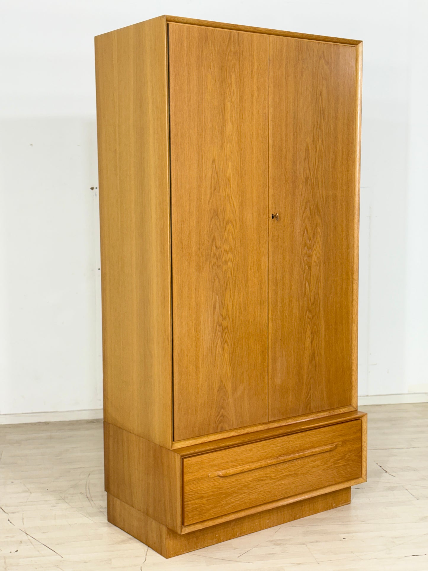 Vintage Holz Kleiderschrank Waschkommode Wäscheschrank Schrank