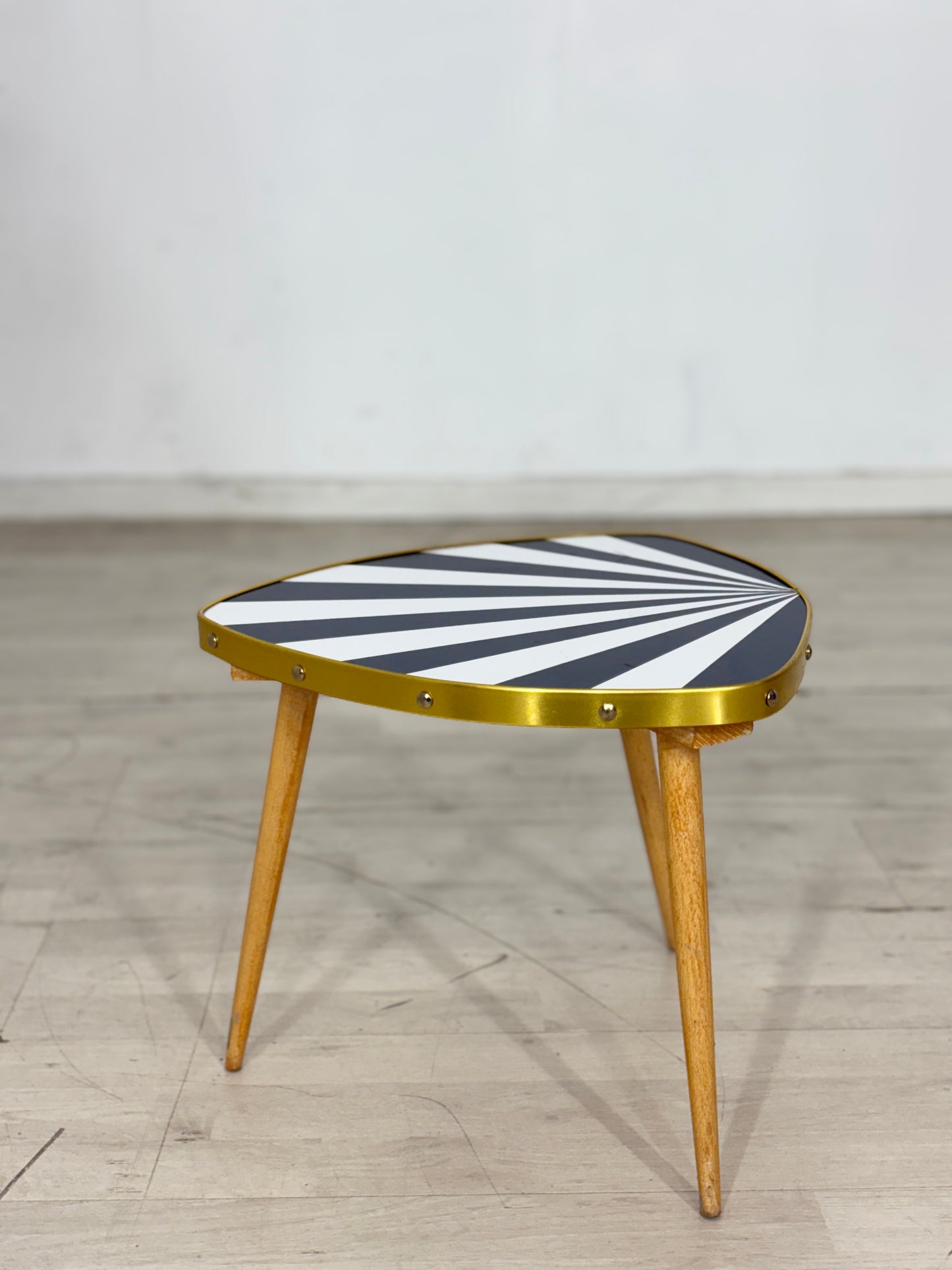 Vintage Nierentisch Blumentisch Beistelltisch Ablage