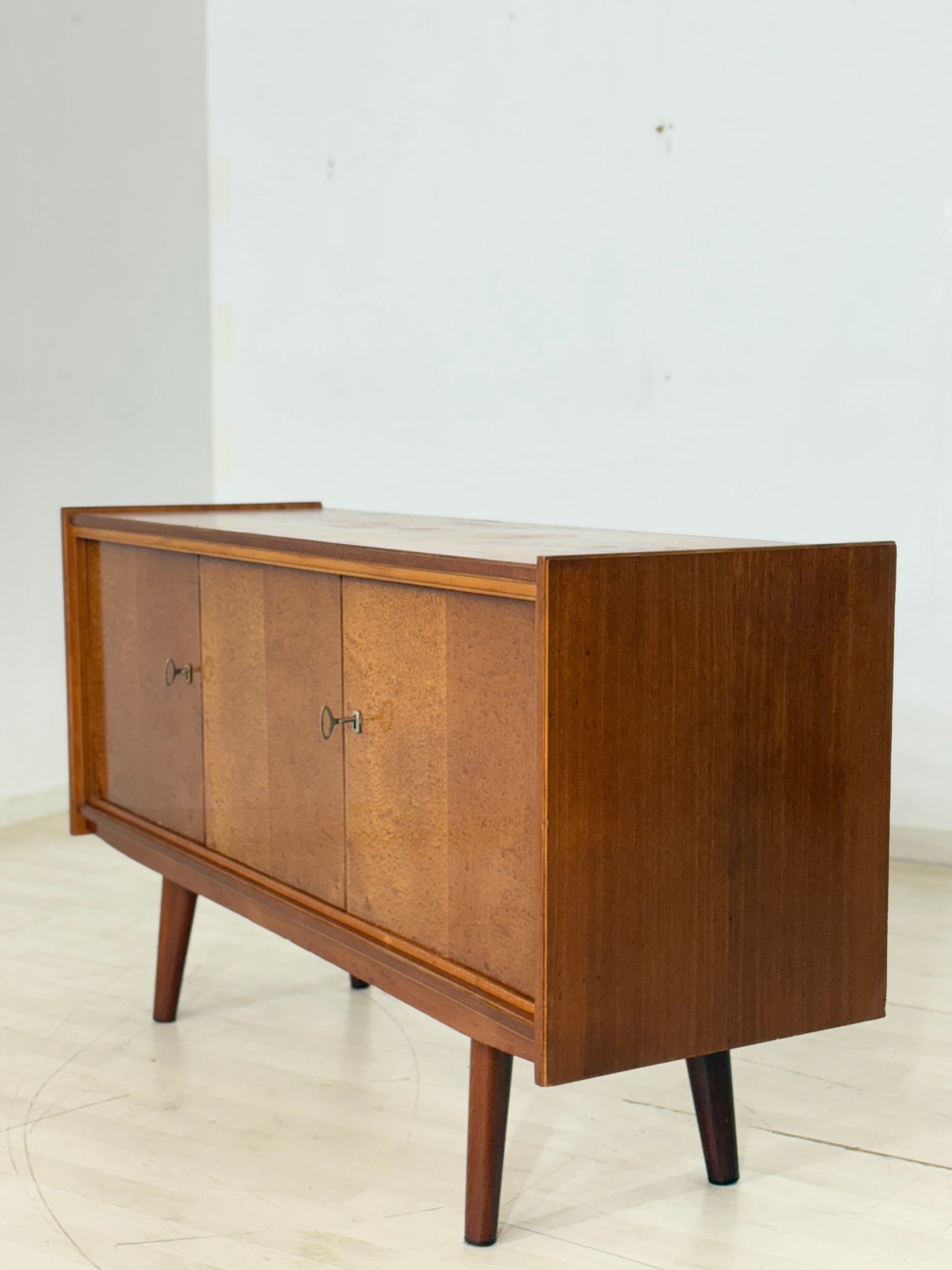 Mid Century Kommode Sideboard Anrichte Wohnzimmerschrank