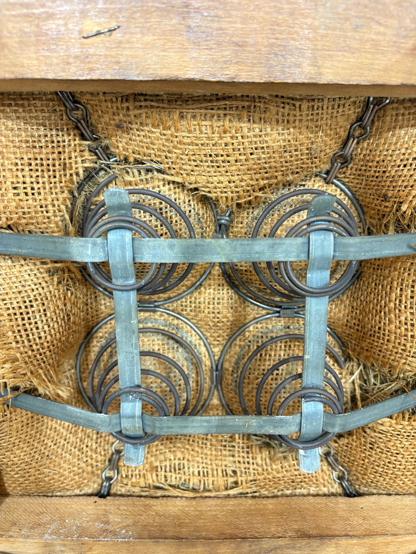 Mid-Century Hocker mit Lederbezug – Vintage Design 60er Jahre