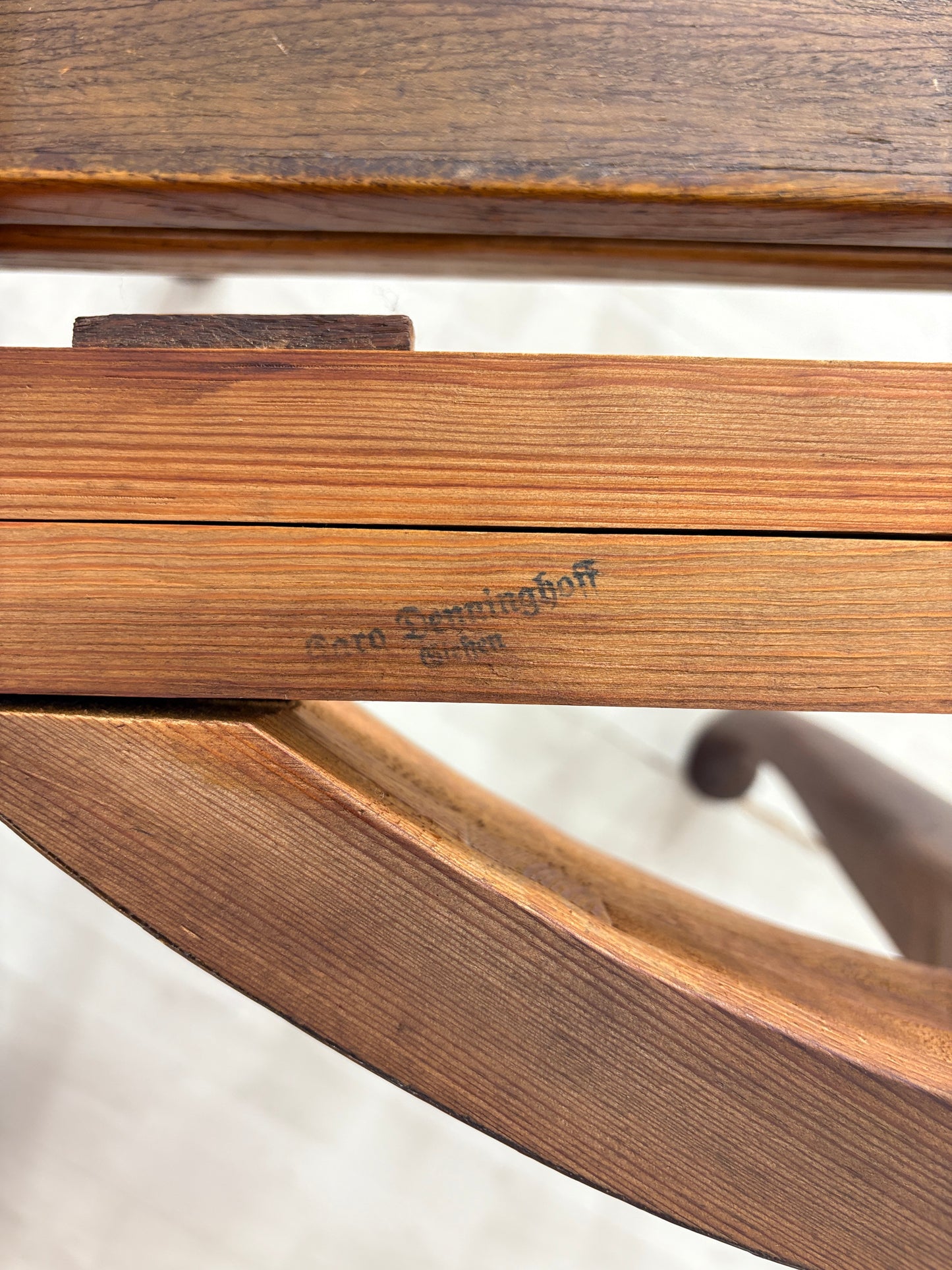 Klassischer Chippendale Esstisch – Runder Ausziehtisch aus massivem Holz mit zeitloser Eleganz