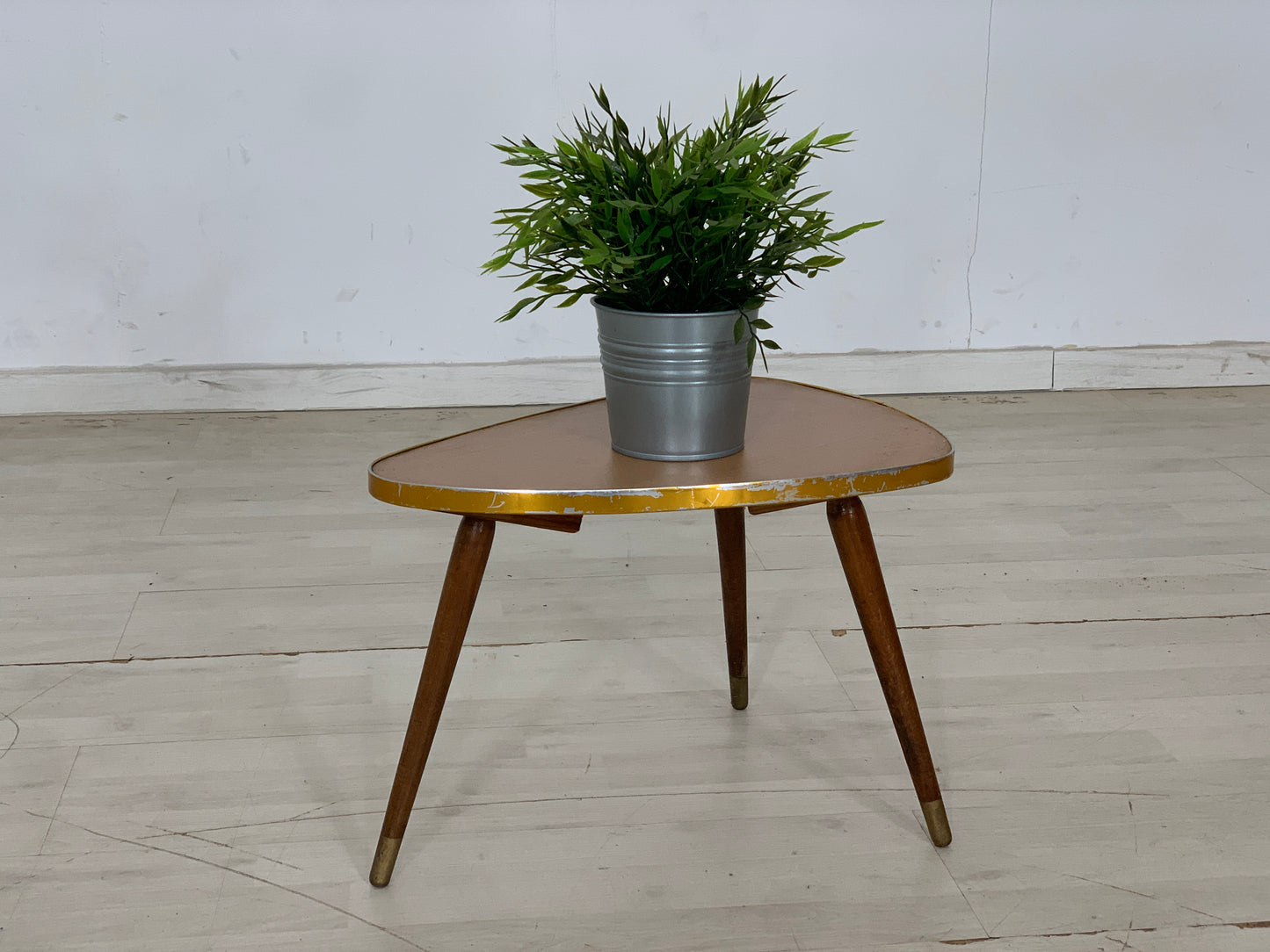 Table d'appoint en forme de rein du milieu du siècle, table à fleurs, rangement, banc à fleurs vintage