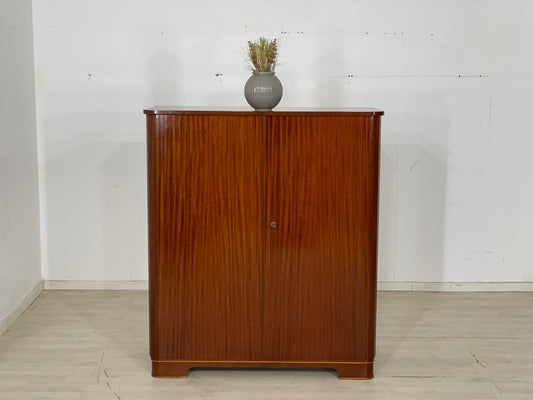 Armoire à linge vintage, buffet haut, commode, lavabo