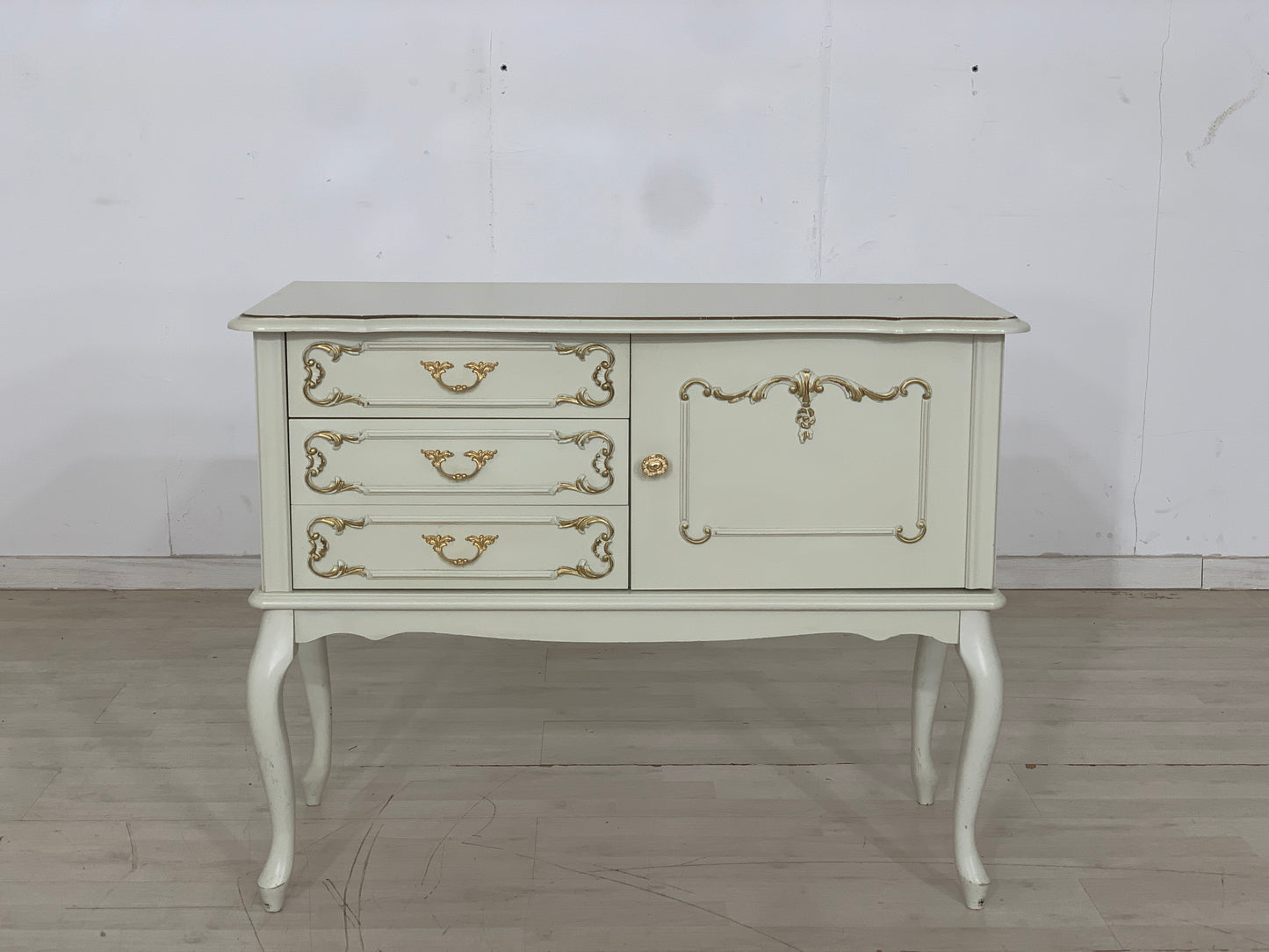 Chippendale Kommode Schrank Flurschrank Wohnzimmerschrank