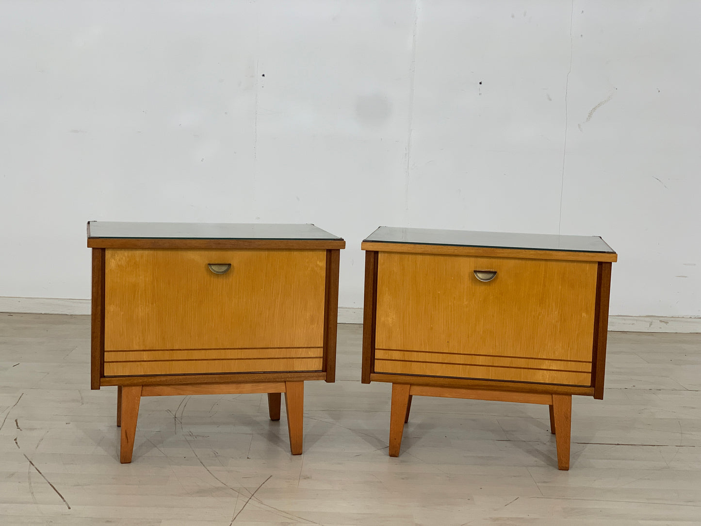 2x Vintage bedside tables, nightstands, side table
