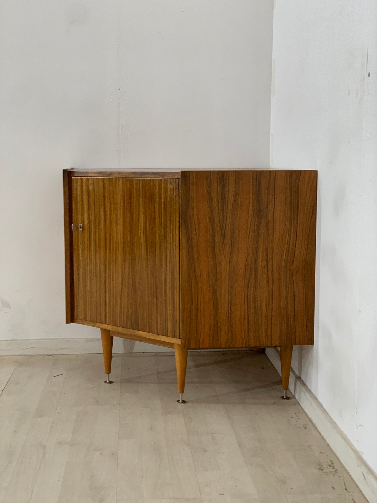 Vintage Eckkommode Eckschrank Kommode Schrank