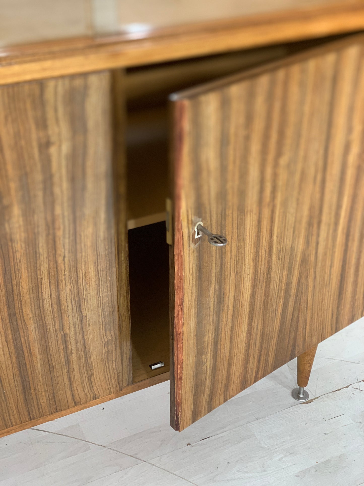 Mid Century Highboard Vitriene Geschirrschrank Schrank Vintage