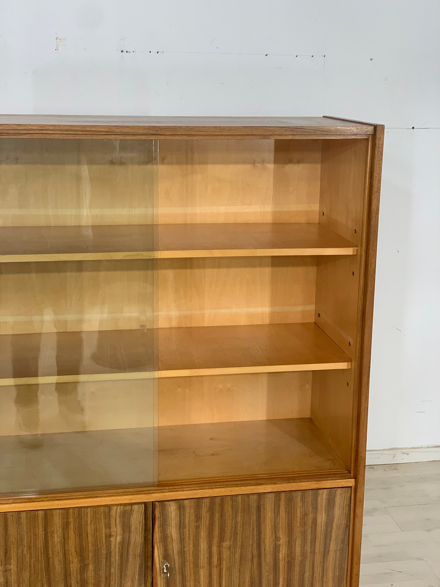 Mid Century Highboard Vitriene Geschirrschrank Schrank Vintage