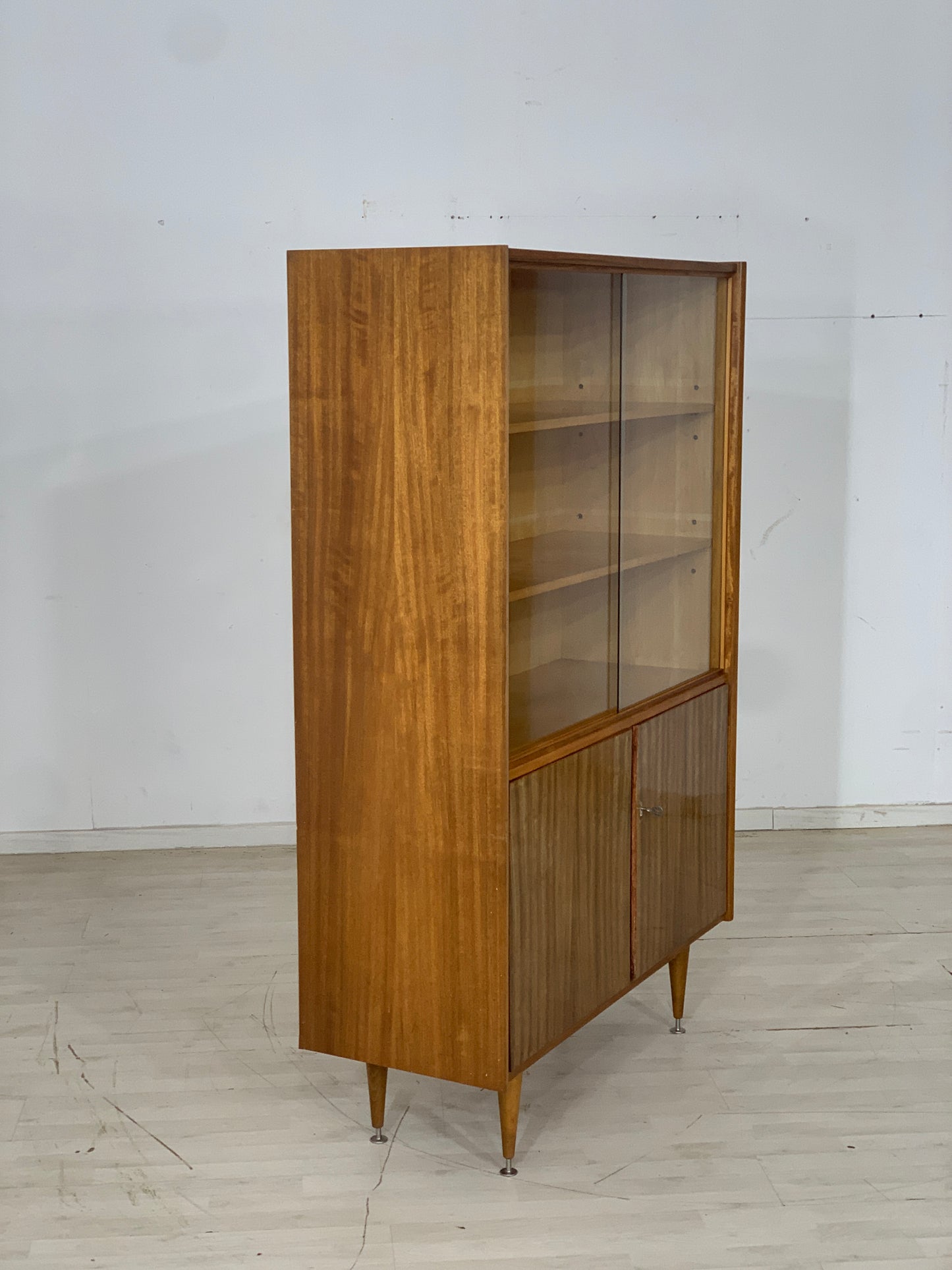 Mid Century Highboard Vitriene Geschirrschrank Schrank Vintage