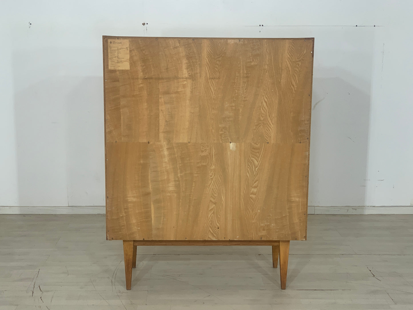 Armoire à linge vintage Hellerau