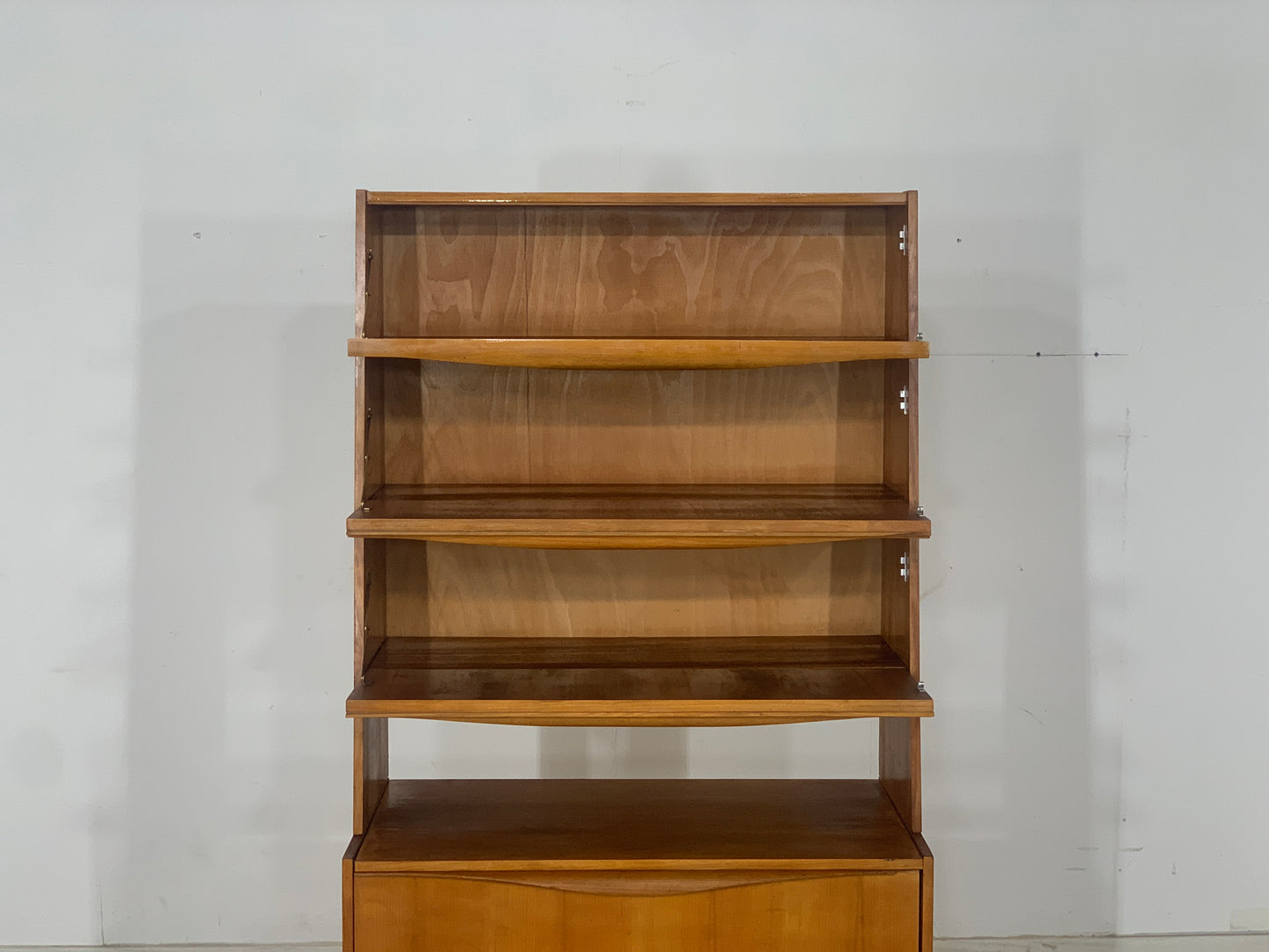 Armoire à linge vintage Hellerau