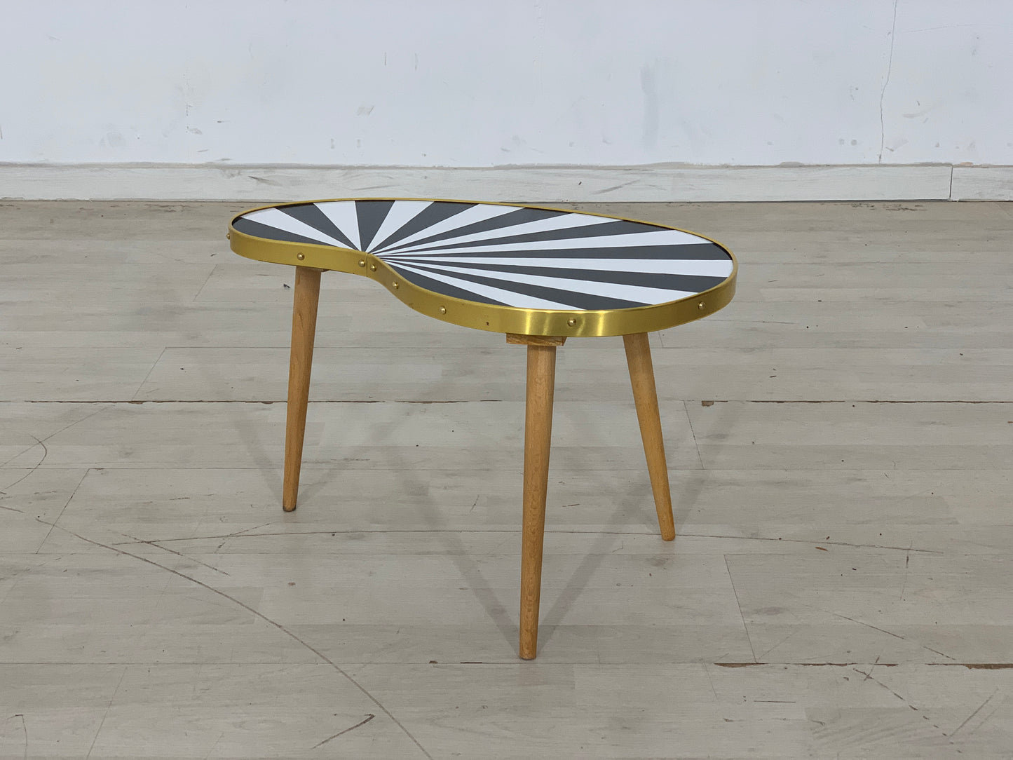 Table basse vintage en forme de rein, banc à fleurs