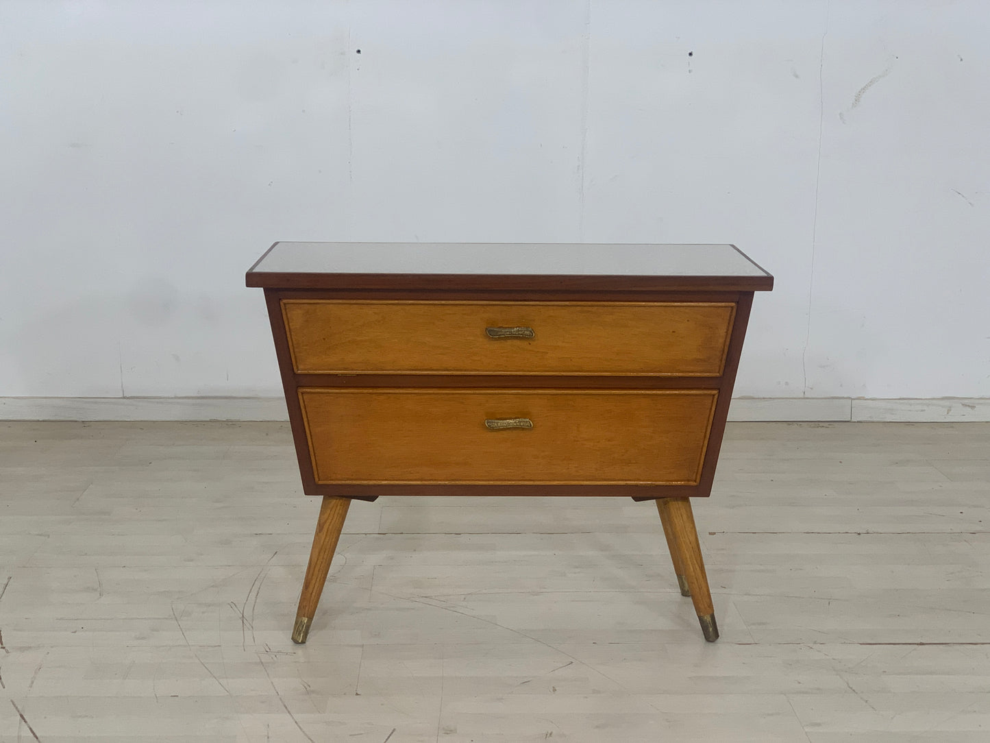 Vintage chest of drawers cabinet sideboard