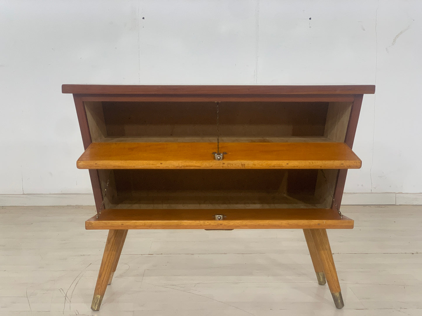 Vintage chest of drawers cabinet sideboard